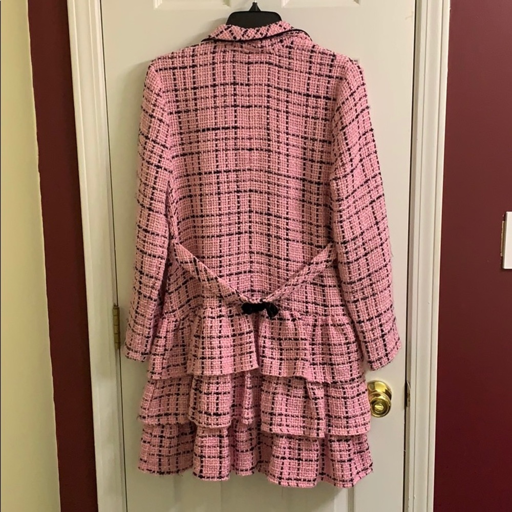 Blazer - Picture 3 of 3